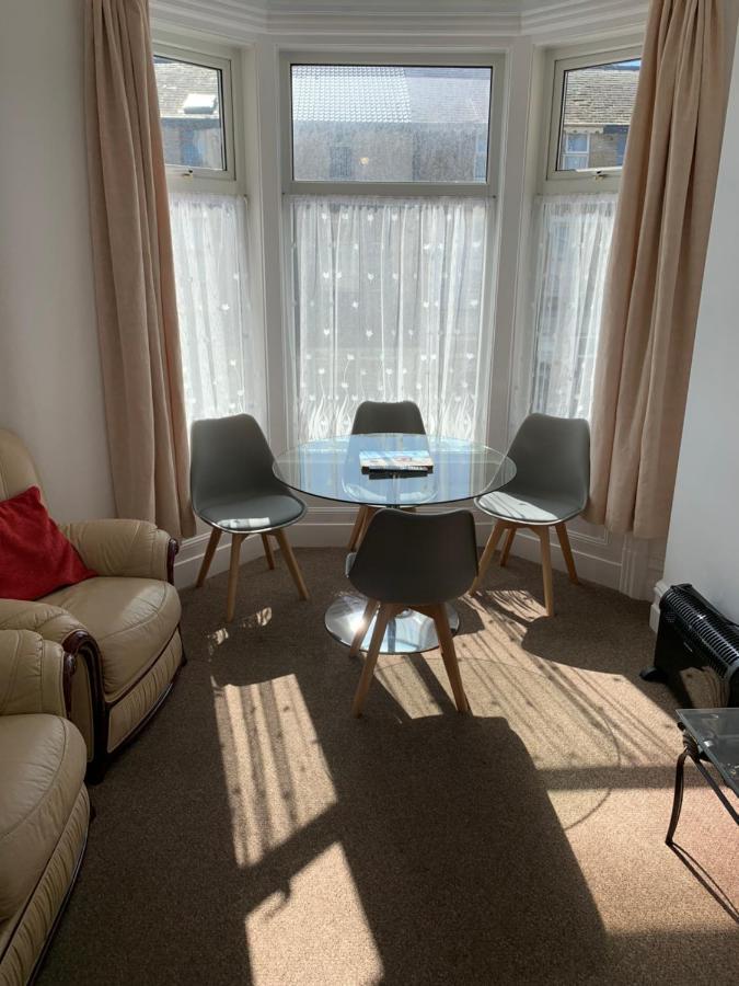 Delamere Holiday Flat Блекпул Екстериор снимка